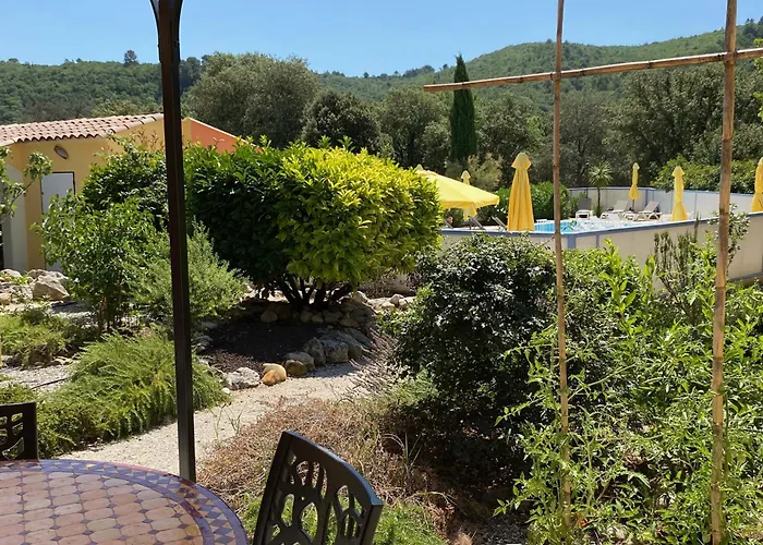 Le Petit Paradis Provencal *