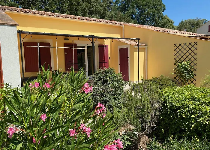 Le Petit Paradis Provencal *