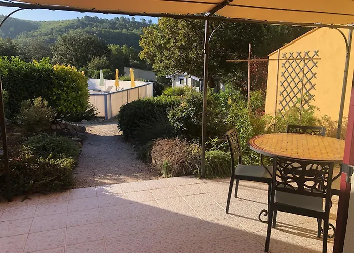 Le Petit Paradis Provencal